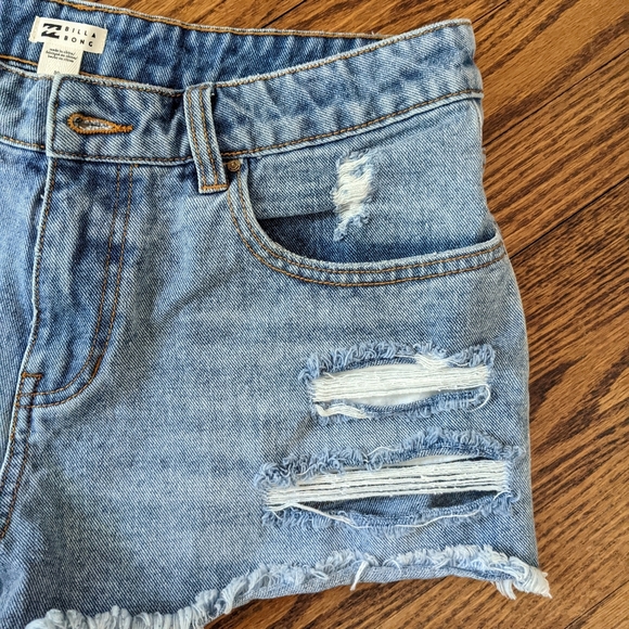 Billabong Denim Shorts - Picture 3 of 4